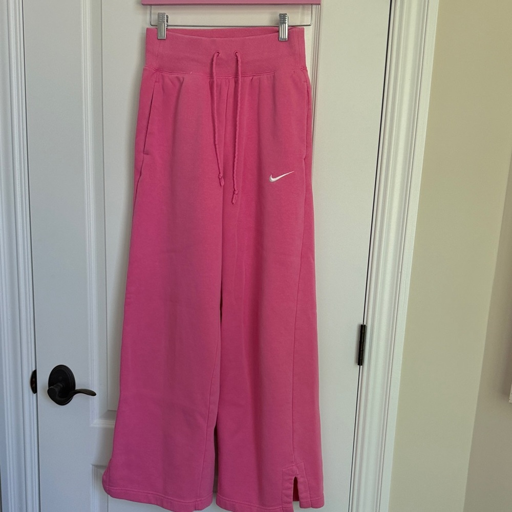 Nike Pink Wide-Leg Drawstring Sweatpants